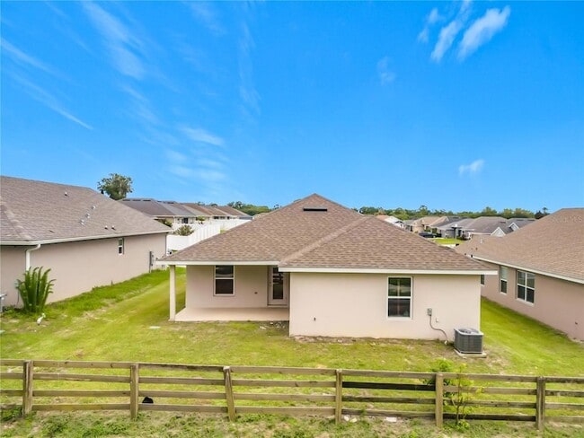 Building Photo - 187 NW 45th Loop