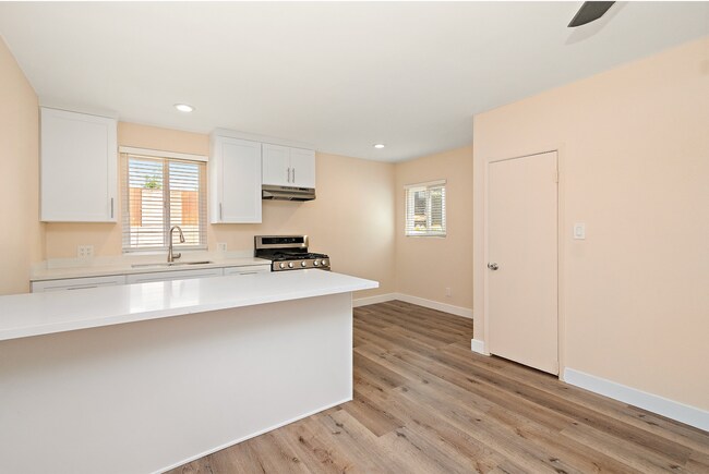 Building Photo - Private South Redondo Beach Back House | Fully Remodeled | 2-Car Garage | Minutes to the Beach!