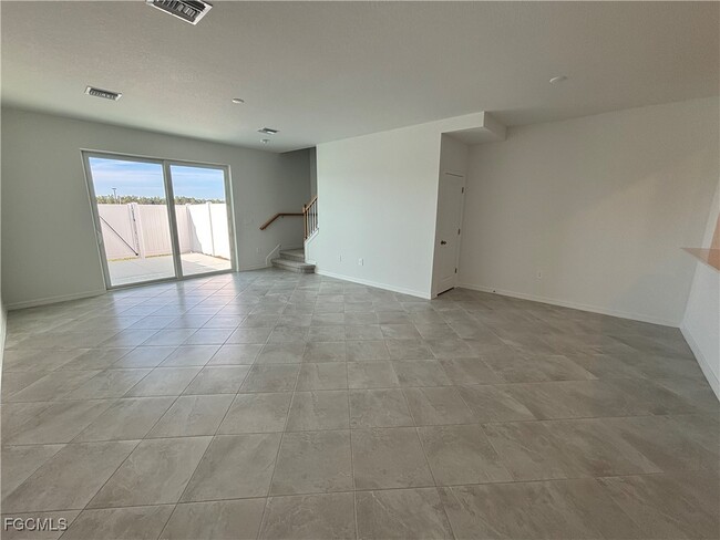 Building Photo - 14883 White Pearl Rd