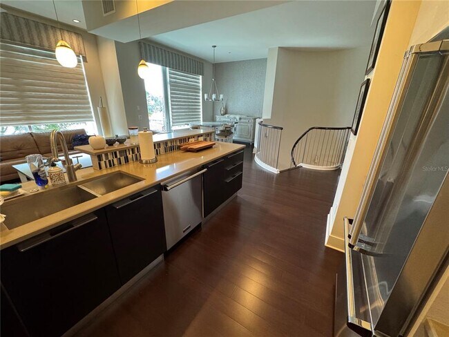 Building Photo - 239 Cosmopolitan Ct