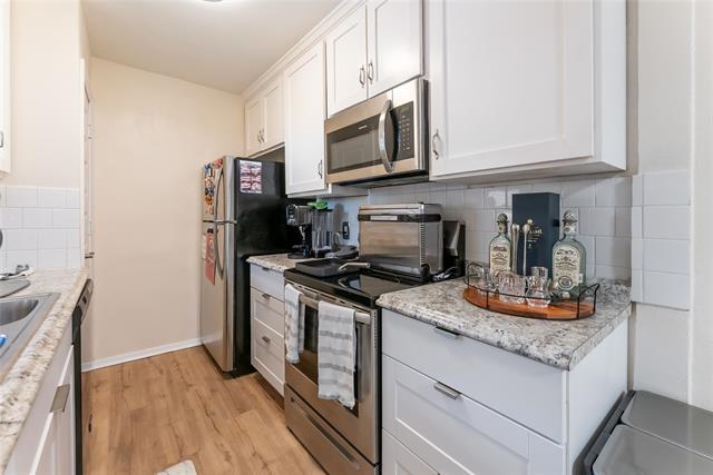 Building Photo - 5132 Amesbury Dr
