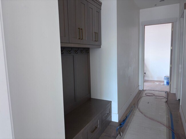 Building Photo - 329 Climber Wharf Ln