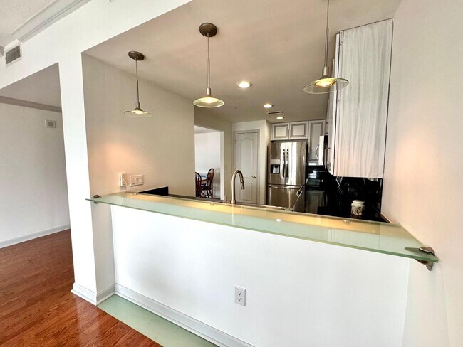 Building Photo - 195 14th St NE