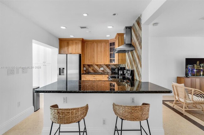 Building Photo - 265 Glenridge Rd