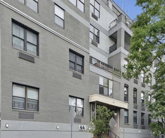 Building Photo - 44 Sherman Ave