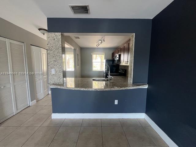 Building Photo - 5200 NW 31st Ave