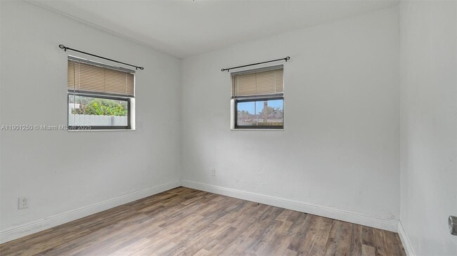 Building Photo - 6408 Grant Ct