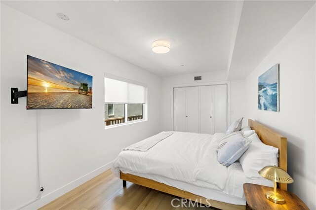Building Photo - 1045 Gaviota Dr Unit B