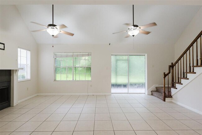 Building Photo - 3614 Pine Knot Dr