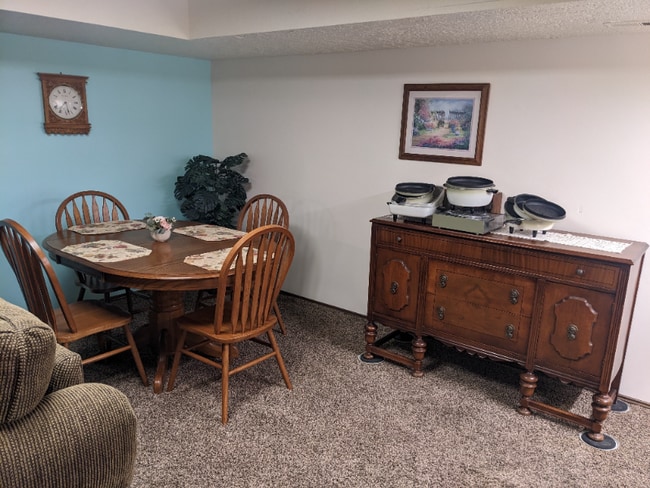 Building Photo - 4539 S 1800 W