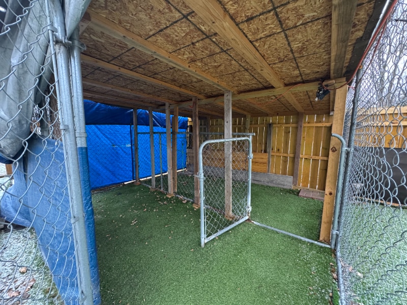 Building Photo - 1403 E Maxlow Ave