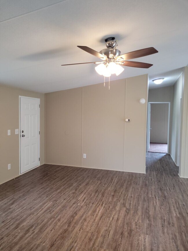 Building Photo - NOW PRE-LEASING-Accepting Applications- Elbert Co-Bowman, GA- 4 Bedroom and 2 Bathroom Manufactur...