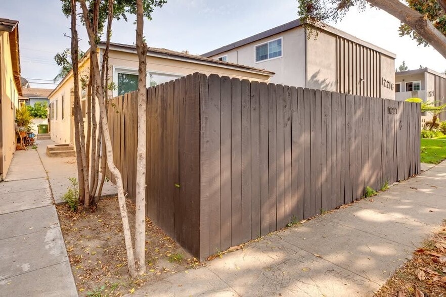 Building Photo - 12210 Culver Blvd