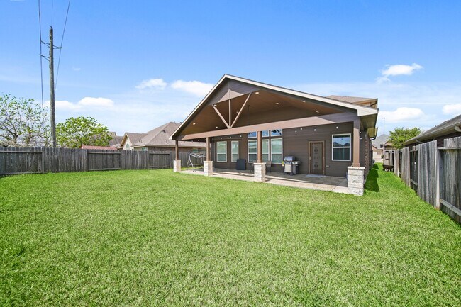 Building Photo - 15223 Paxton Landing Ln