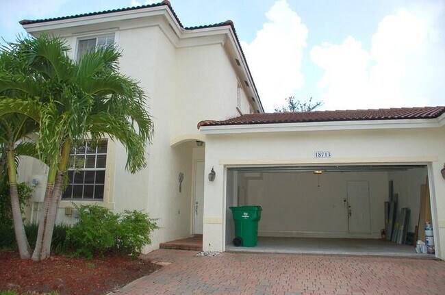 Building Photo - 18713 SW 26th St