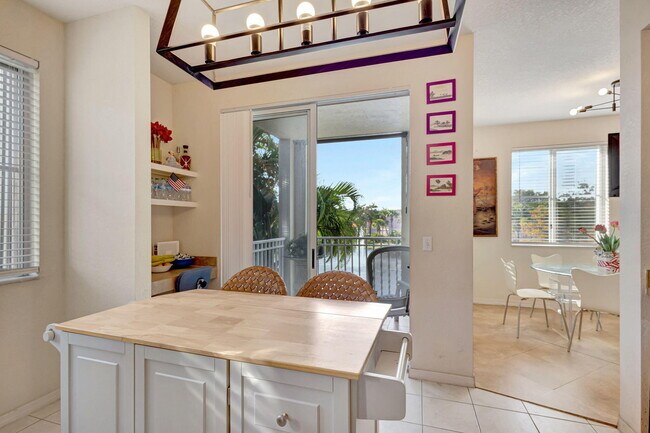 Building Photo - 11023 Legacy Ln