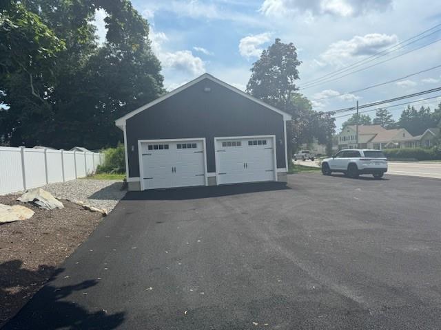 Building Photo - 520 Oaklawn Ave