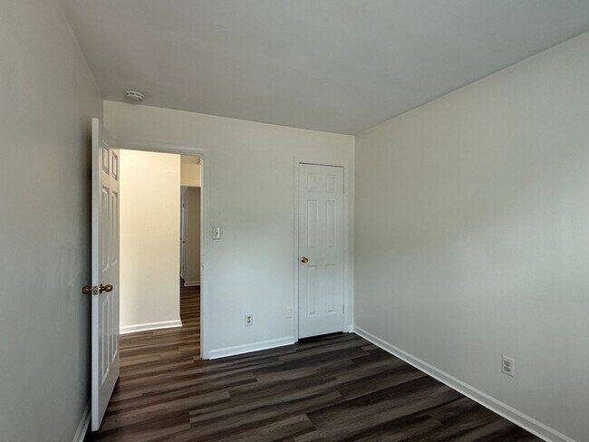 Building Photo - 1118 Hillock Crossing