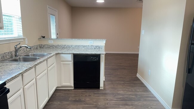 Building Photo - 3604 Barnacle Dr