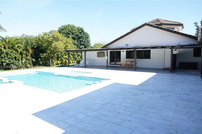 Building Photo - 18901 SW 50th St