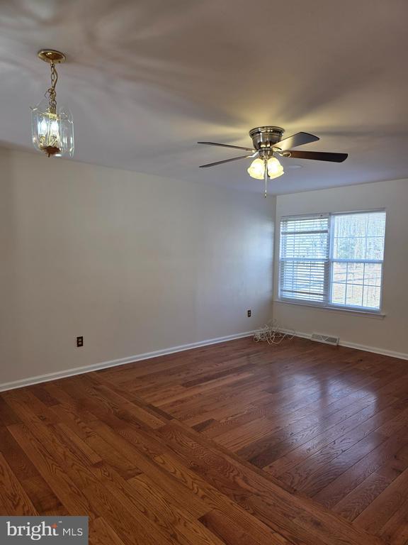 Building Photo - 529 Schooner Way