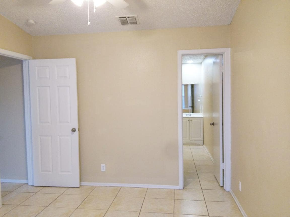 Master Bedroom to Master Bathroom - 2514 Corian Glen Dr