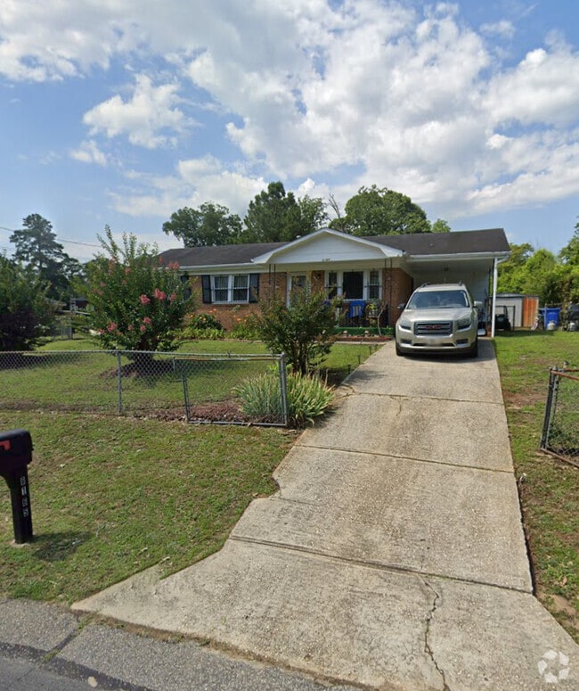 Building Photo - 6165 Timberland Dr