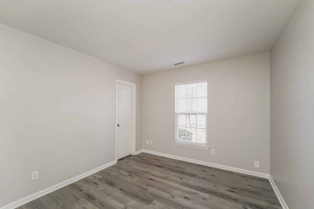 Building Photo - 8224 Fox Swamp Rd