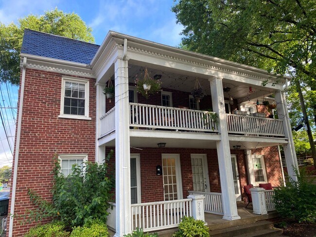 Building Photo - 210 N Nansemond St