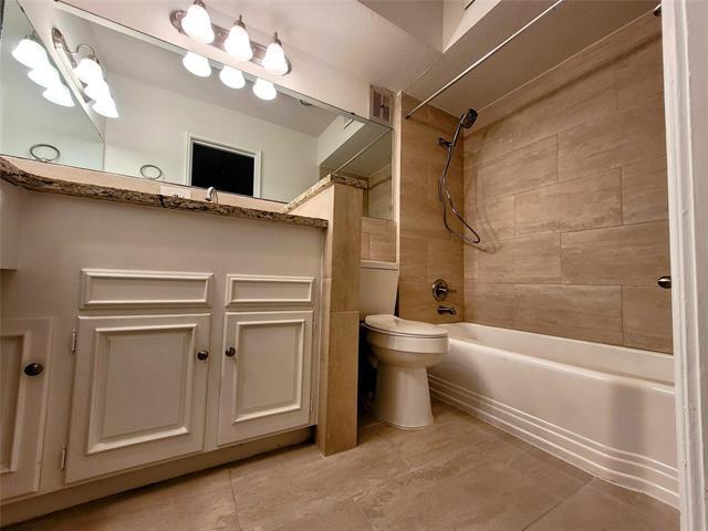 Building Photo - 2303 Ridgmar Plaza