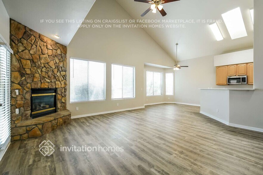 Building Photo - 6617 W Andrea Dr