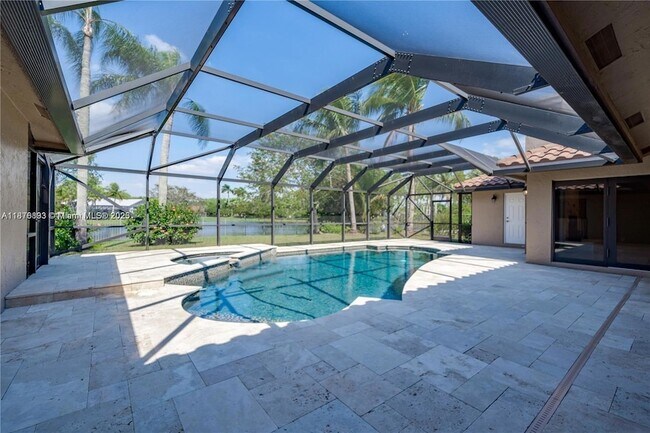 Building Photo - 1180 Manor Ct