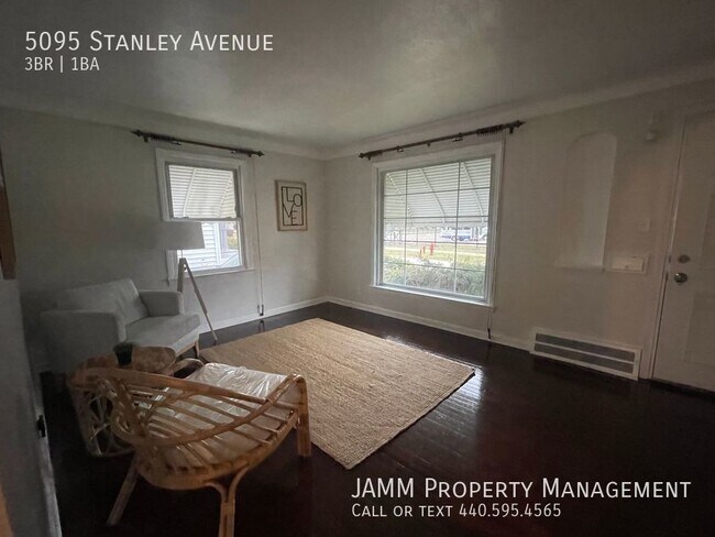 Building Photo - Maple Heights: SINGLE FAMILY 3-Bedroom