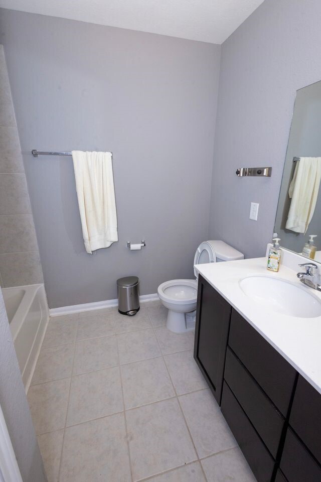 Building Photo - 8932 Hollister Commons Ln