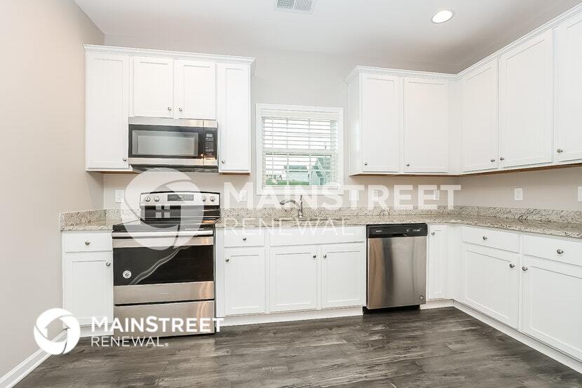 Building Photo - 836 Ellyson Dr