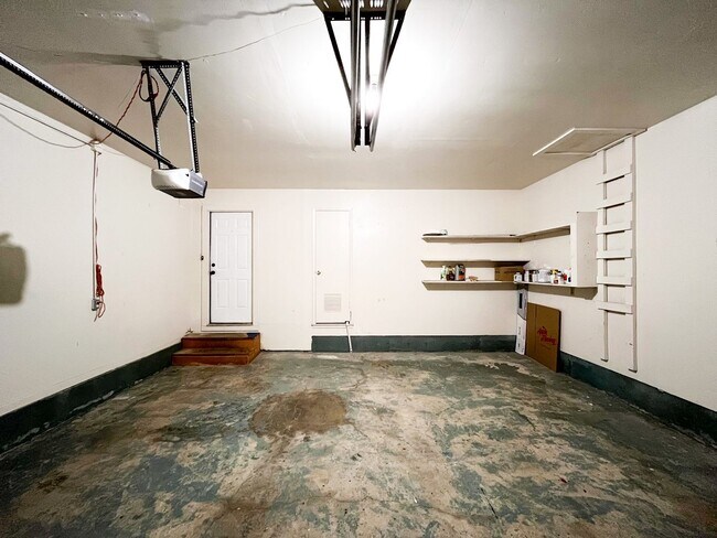 Building Photo - Available Now!!!! Gorgeous 3 bedroom, 2 bath, 2 car garage home. Beautiful wood look flooring. Sp...