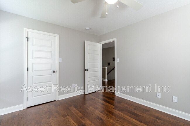 Building Photo - 1416 Madison Oaks Rd