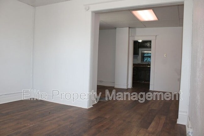 Building Photo - 1012 West St