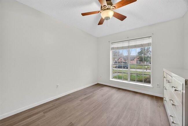 Building Photo - 1035 Cascade Creek Dr