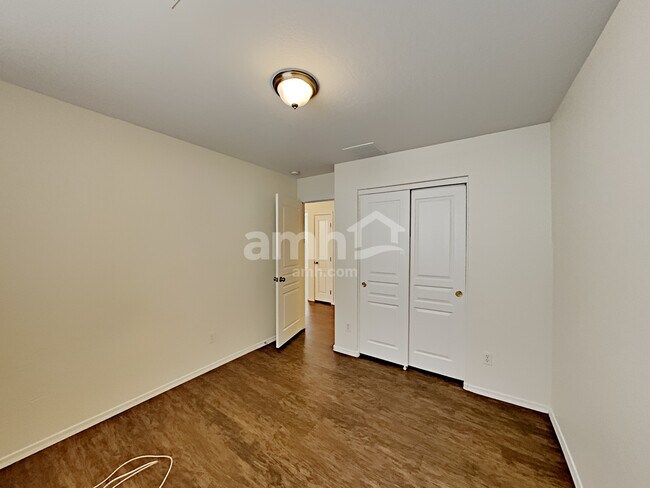 Building Photo - 10630 W Windsor Ave