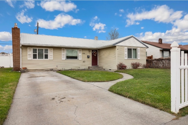 Building Photo - 175 Alpine Dr