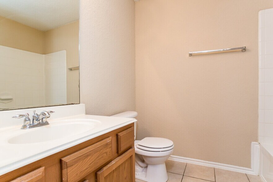 Building Photo - 3702 Primrose Trace Ln