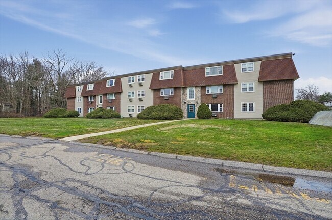 Building Photo - 180 Main St