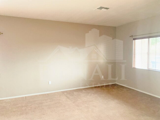 Building Photo - 14334 S Via Gualda