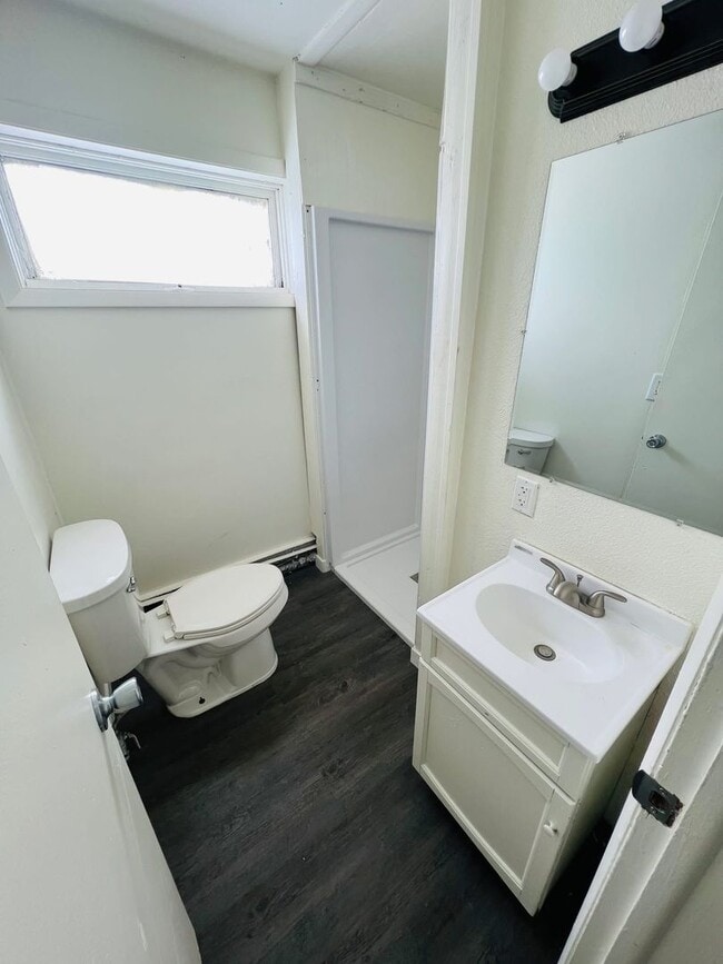 Building Photo - Harris Complex