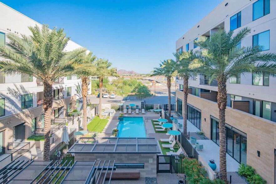 Building Photo - 701 W Rio Salado Pkwy