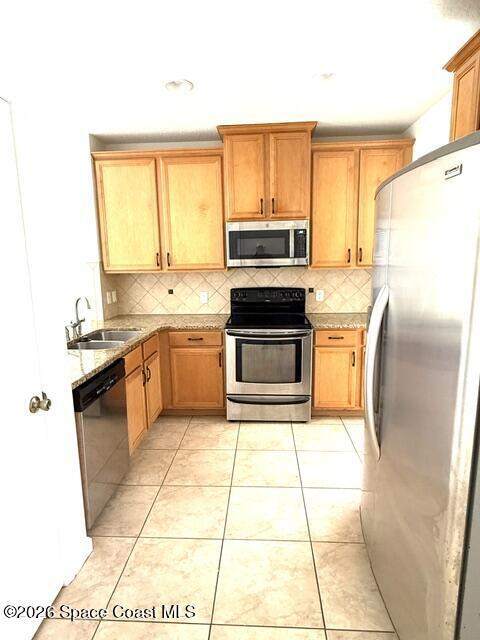 Building Photo - 1335 Lara Cir