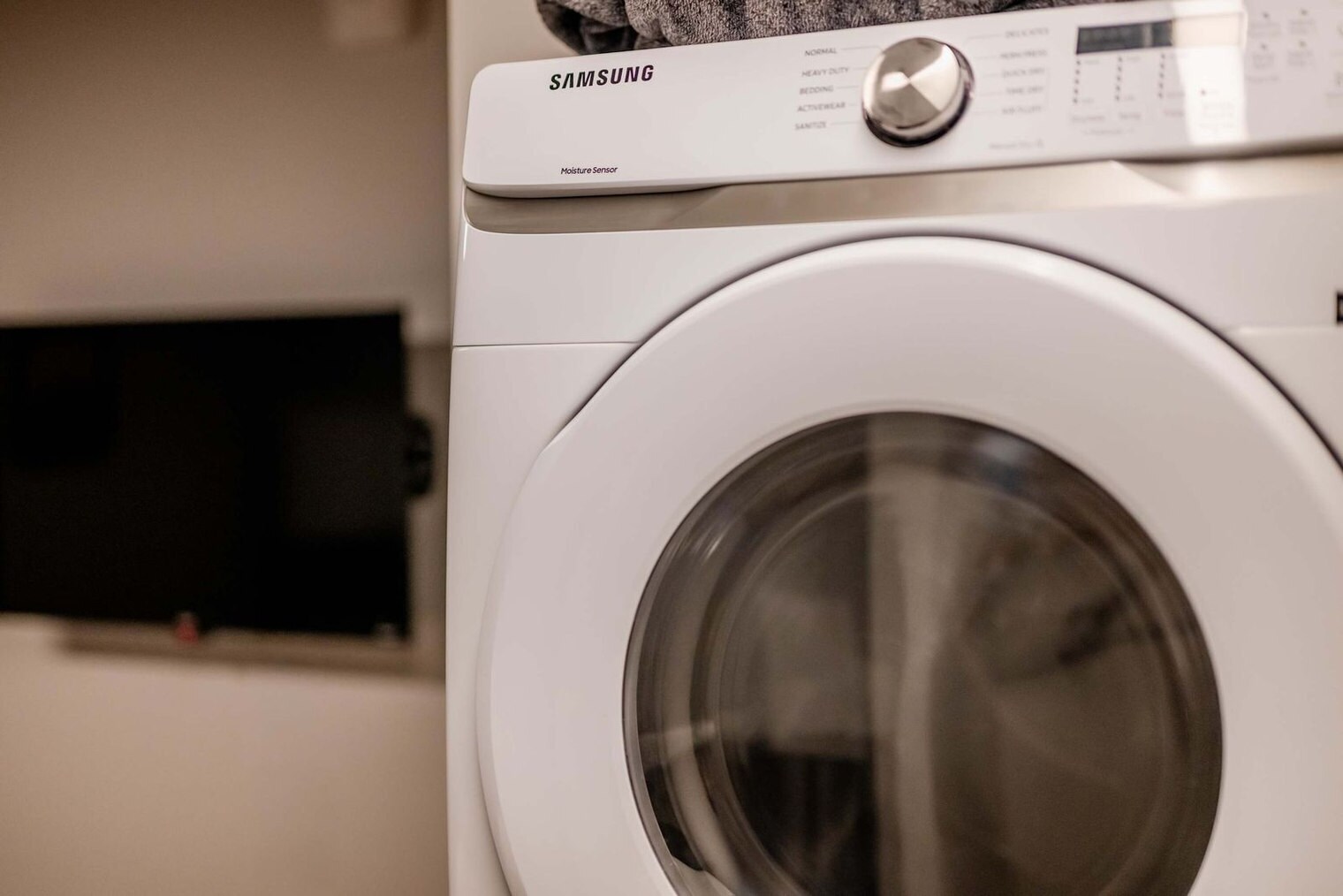 Building Photo - 217 S Badger Ave