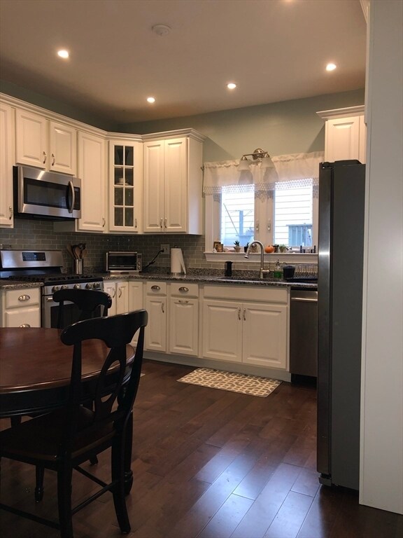 Building Photo - 21 Garland Ave