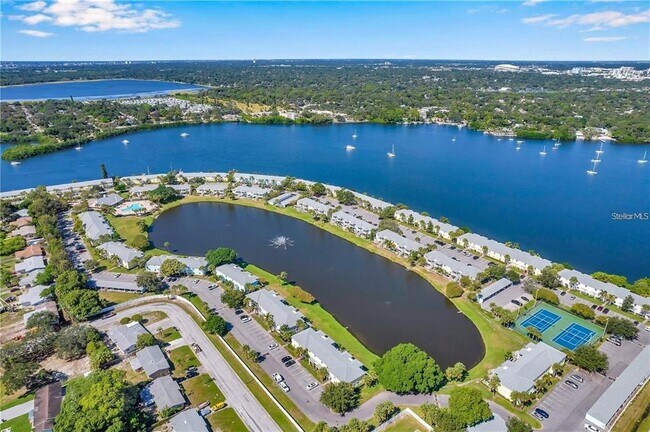 Building Photo - 3873 Pompano Dr SE